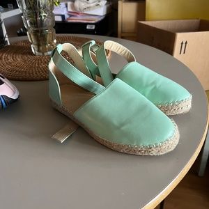 Mint sandals